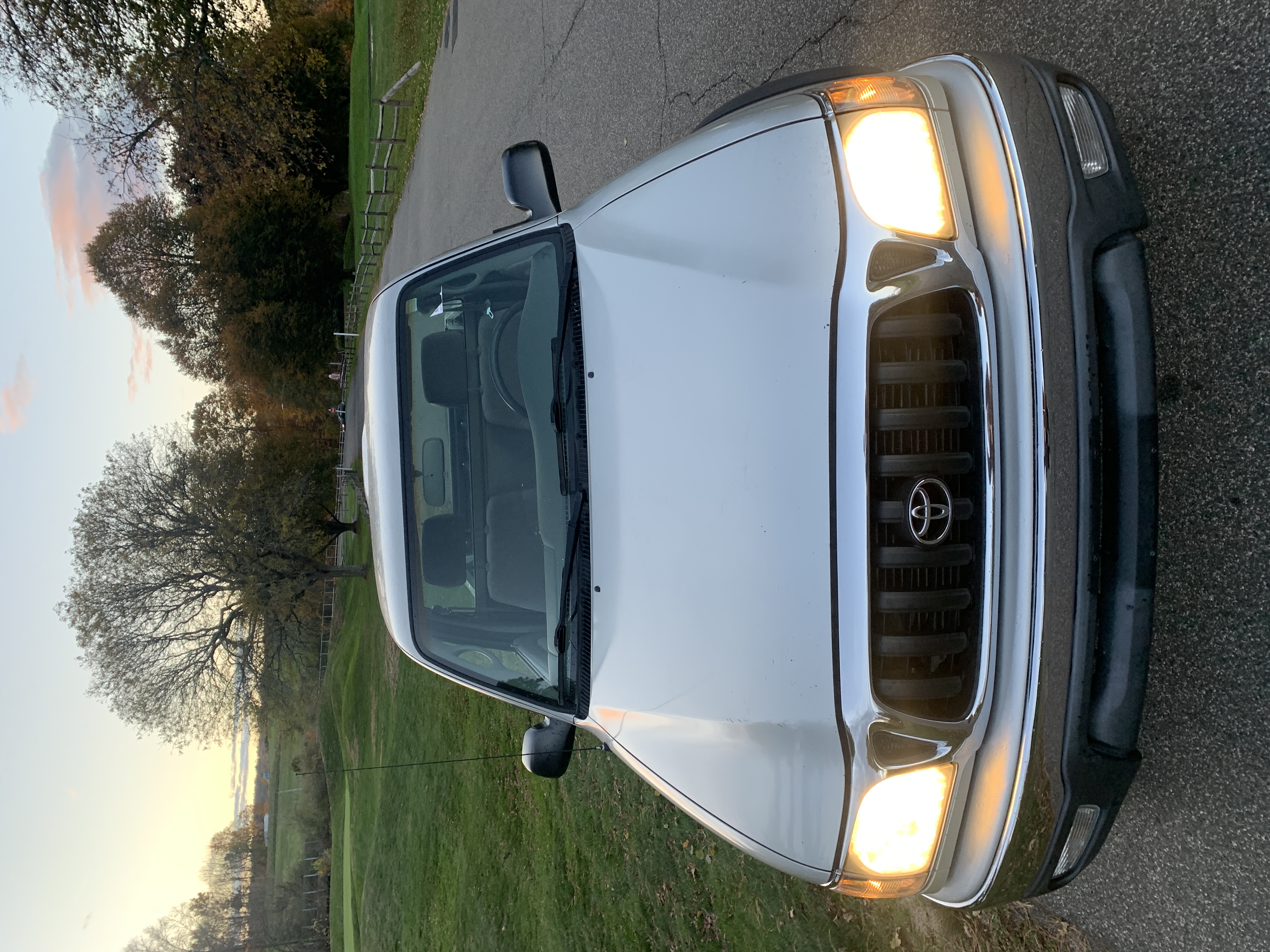 2004 Toyota Tacoma SR5 4x4 Pickup — photo 20